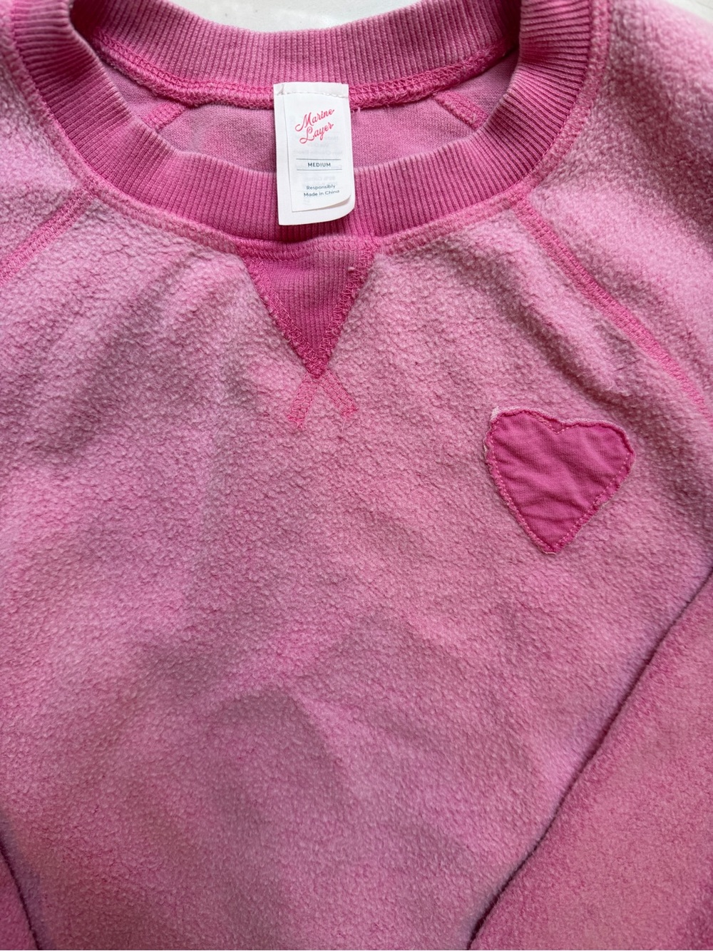 Marine Layer W's Cloud 9 Fleece Reversible Crewneck Sweater Fuscia Womens M - Picture 4 of 8